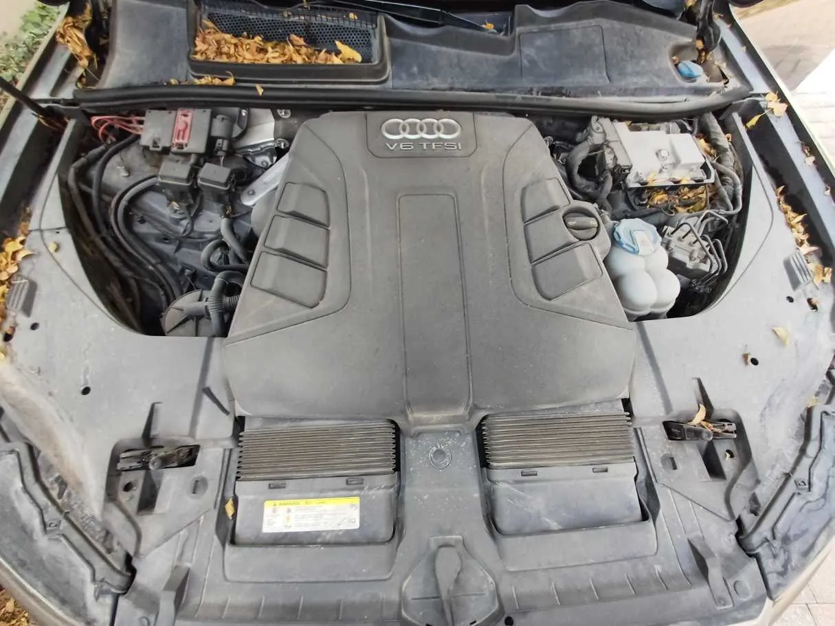 Car image 21