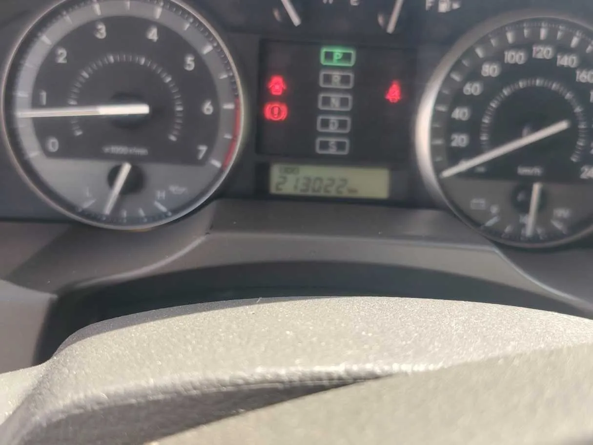Car image 23