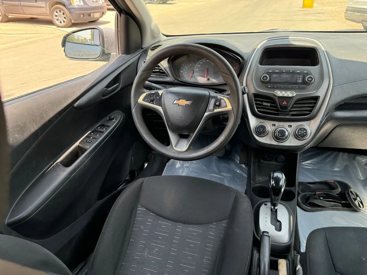 Car image 16