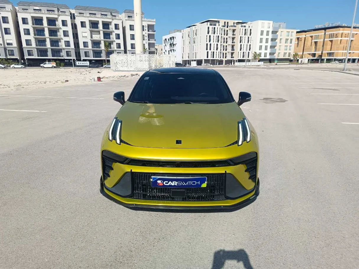 Car image 3