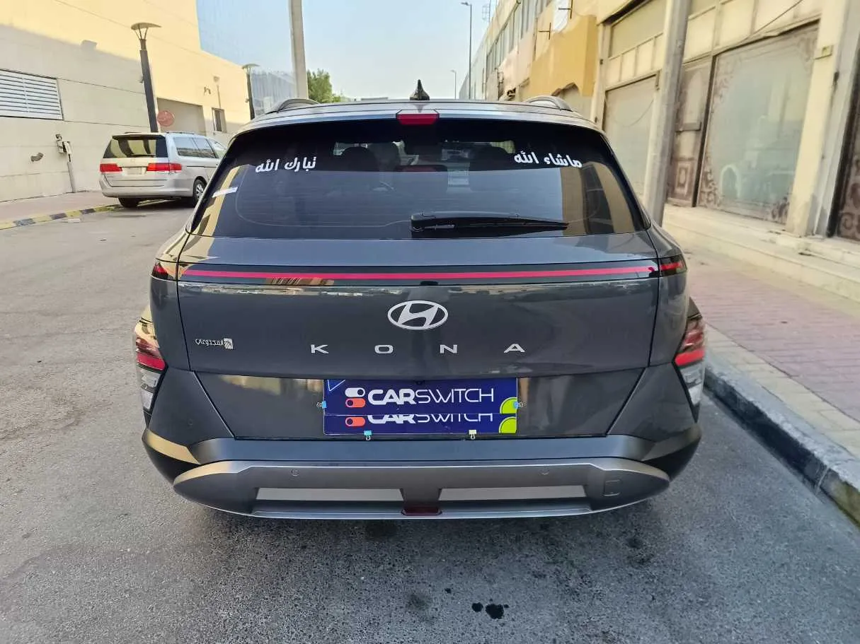 Car image 6