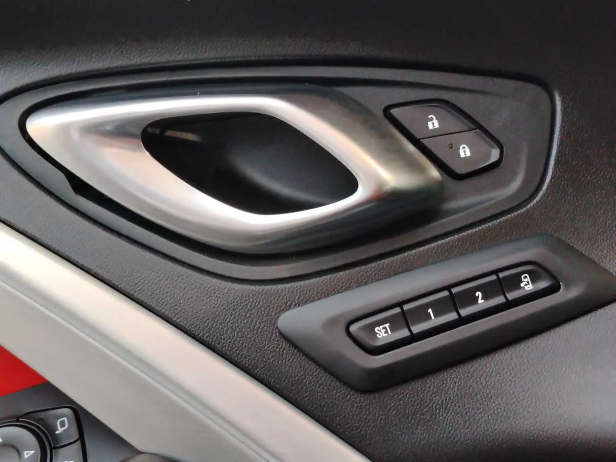 Car image 27