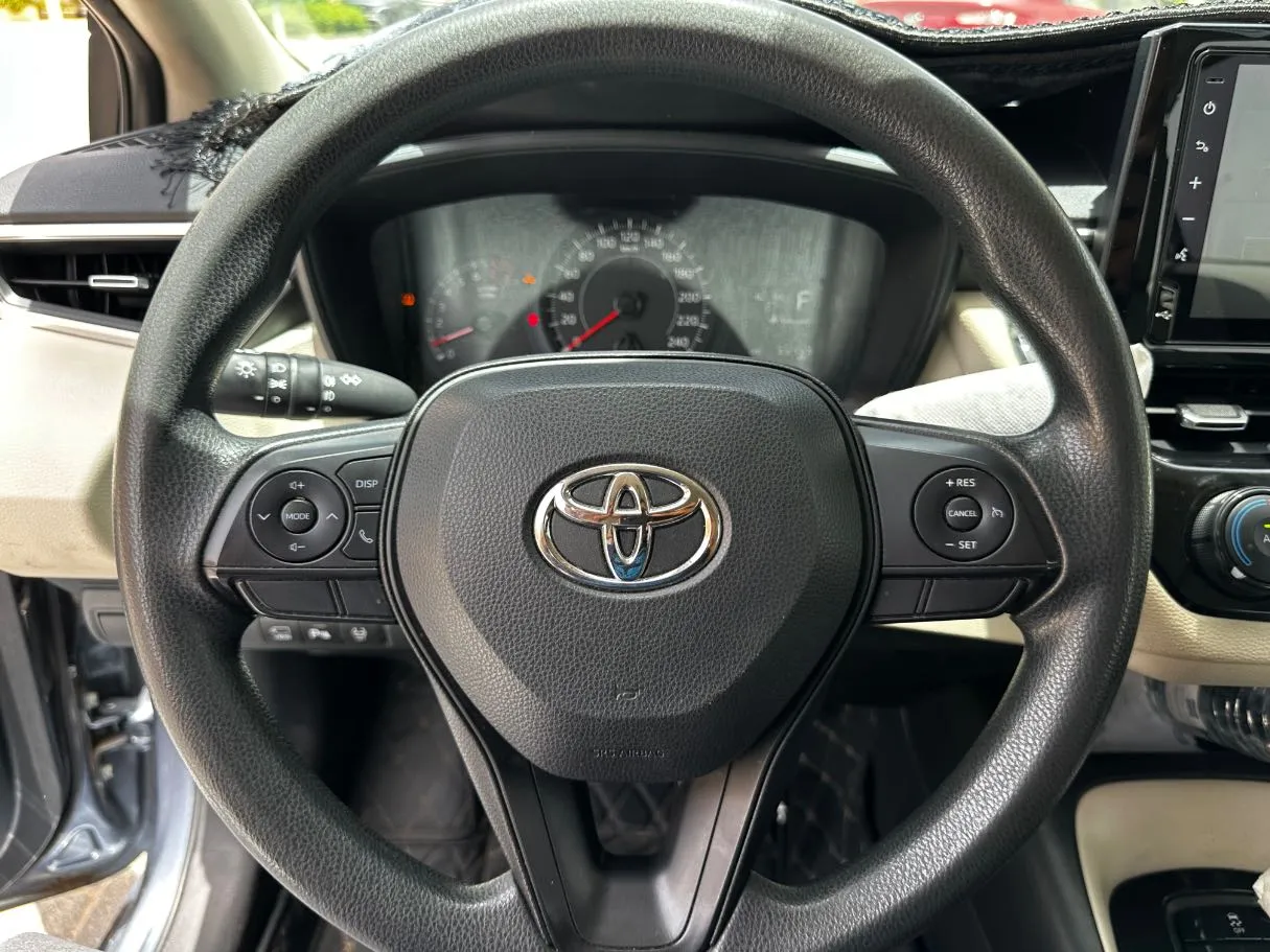 Car image 20