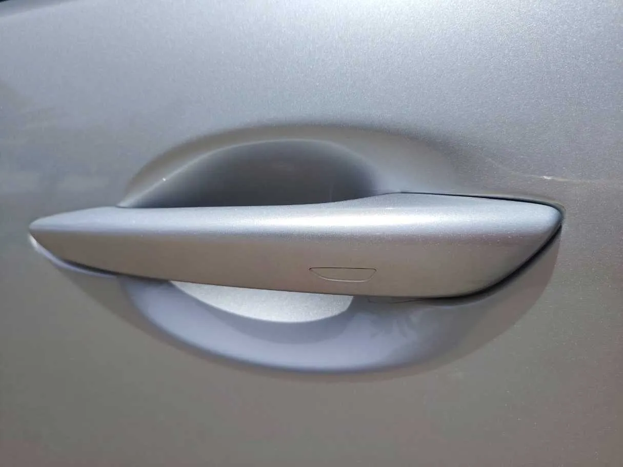 Car image 33