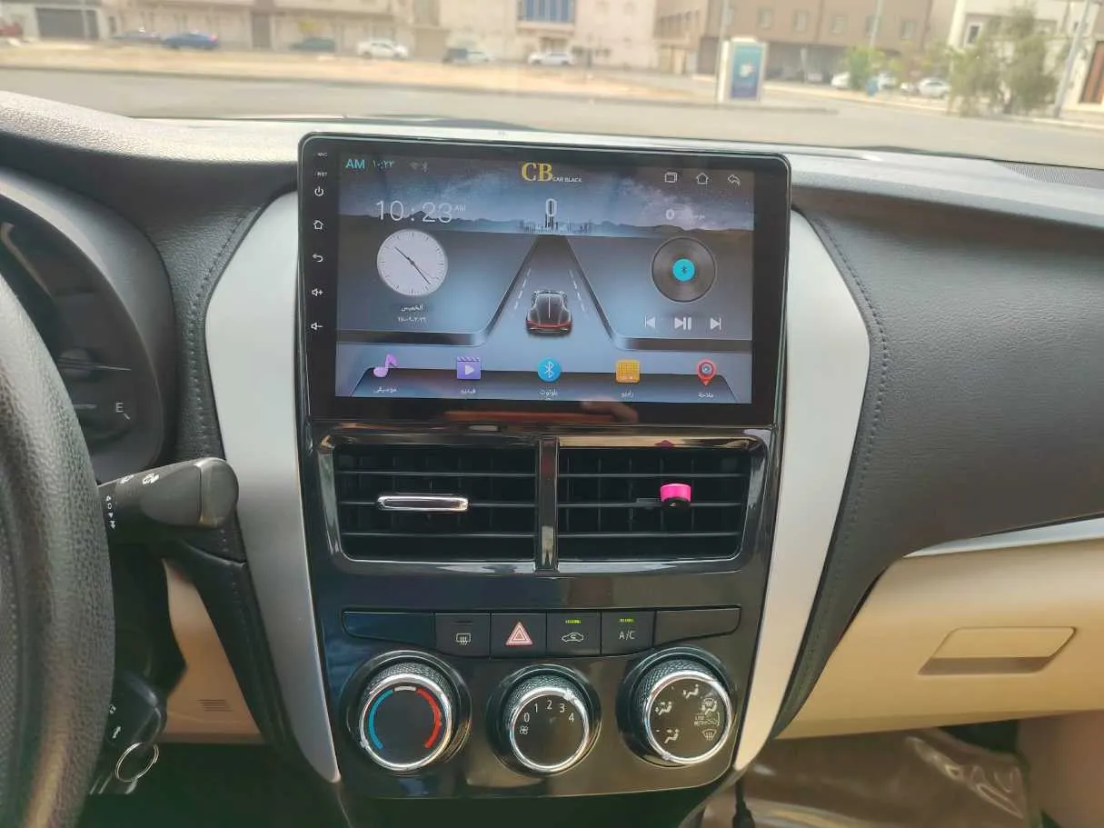 Car image 27