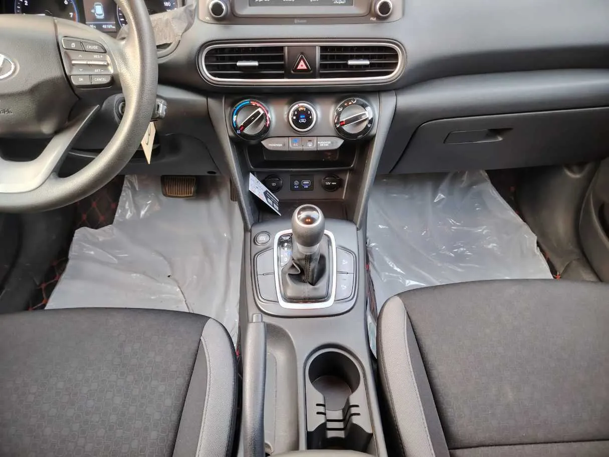 Car image 24