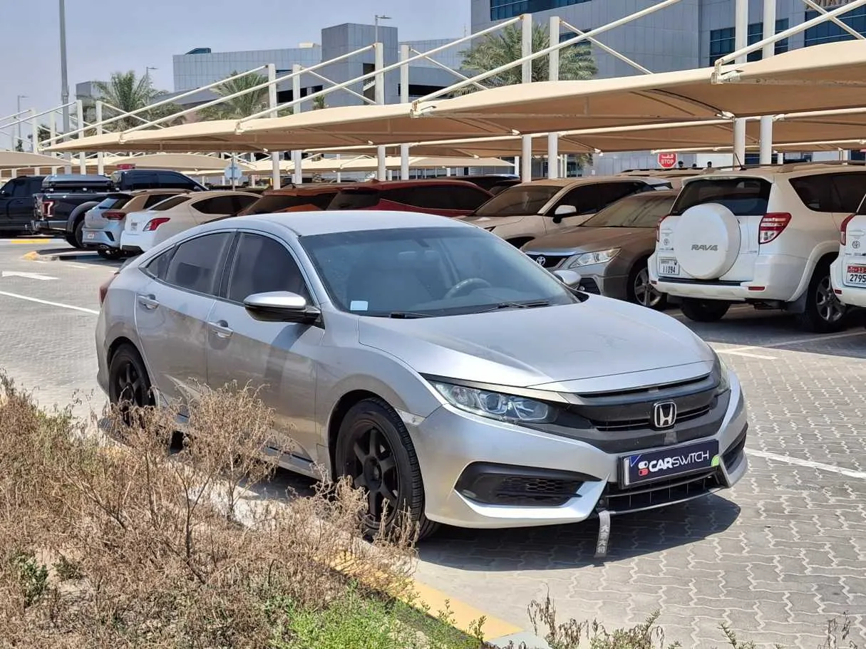 Car image 3