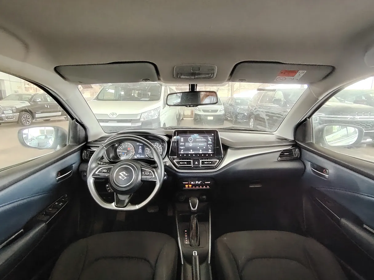 Car image 22
