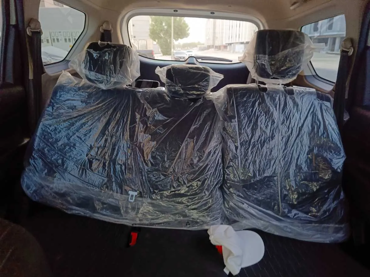 Car image 18