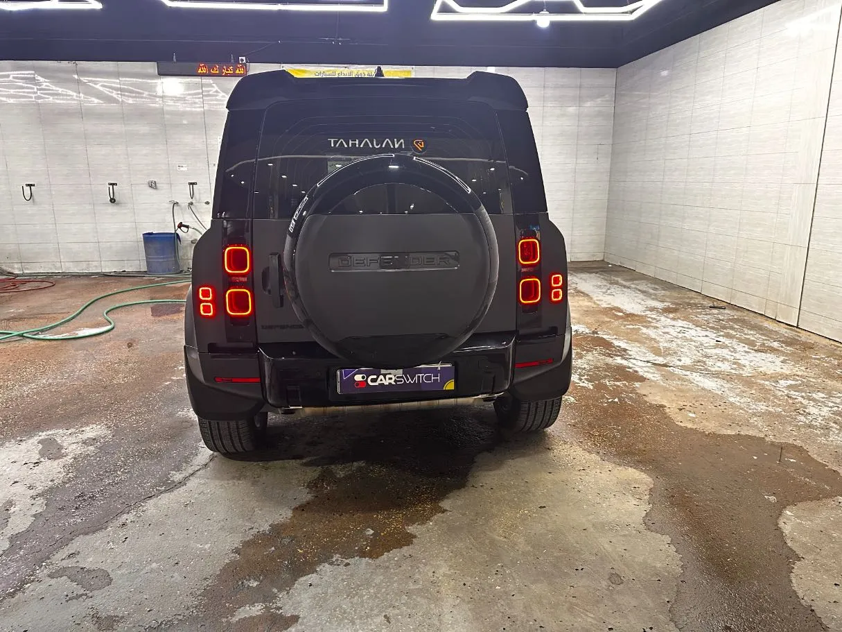 Car image 6