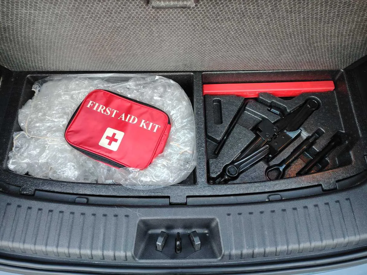 Car image 40