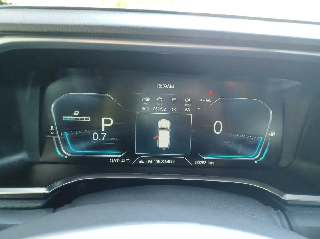 Car image 18