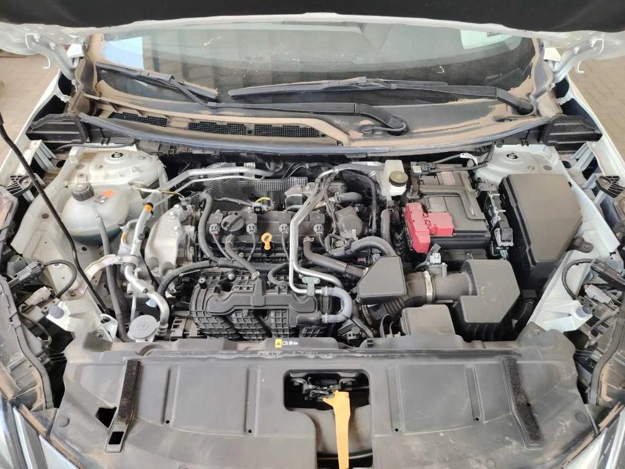 Car image 30