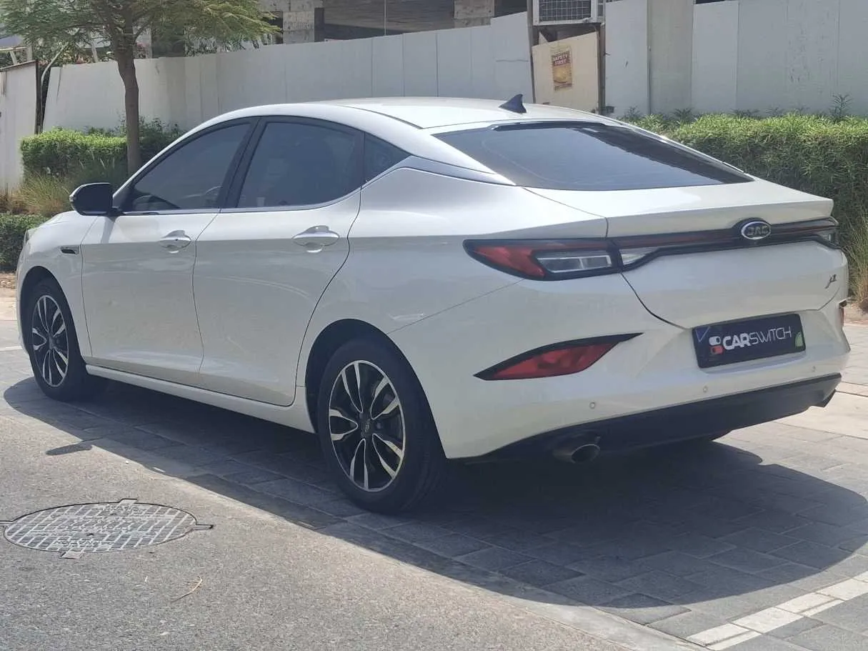 Car image 7