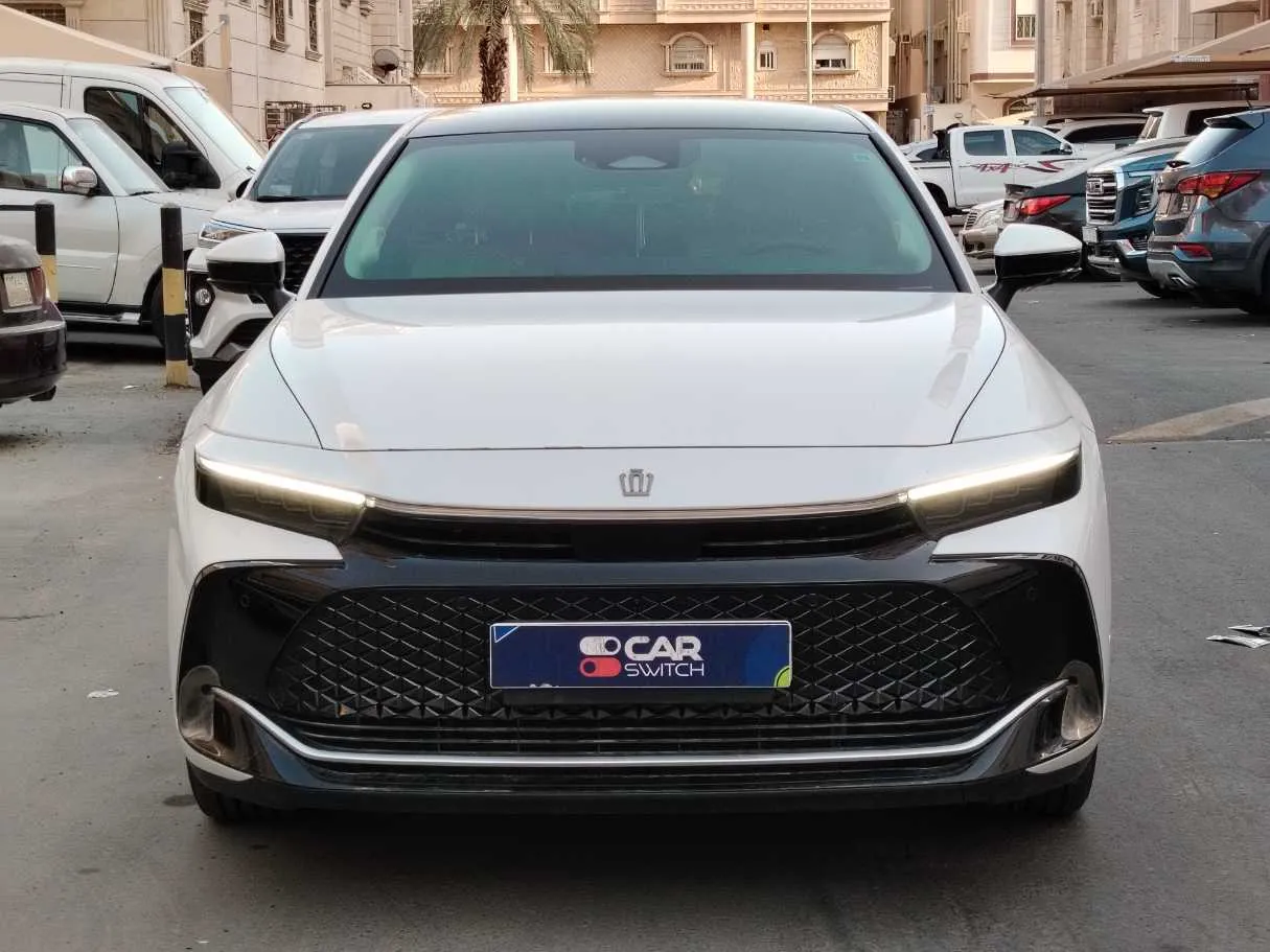 Car image 2