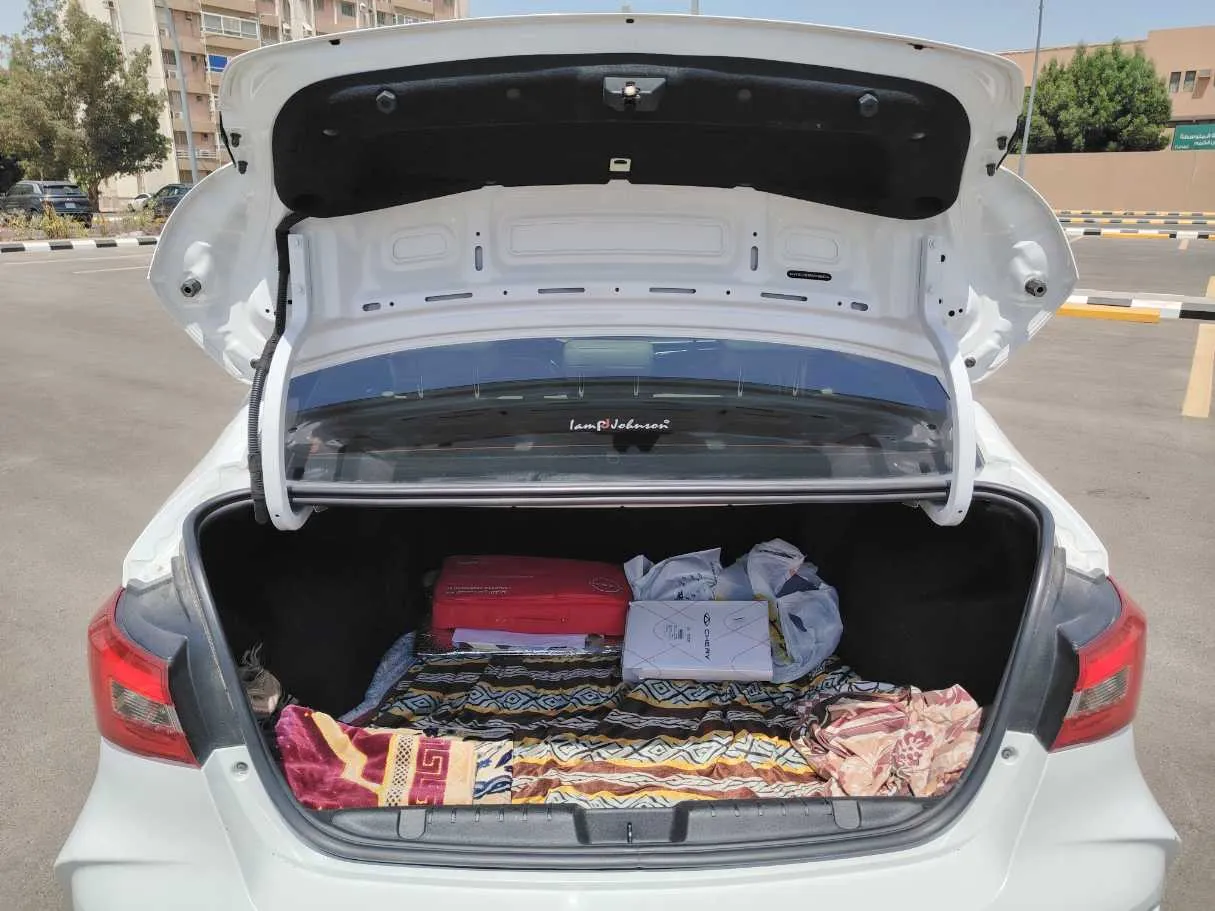 Car image 20