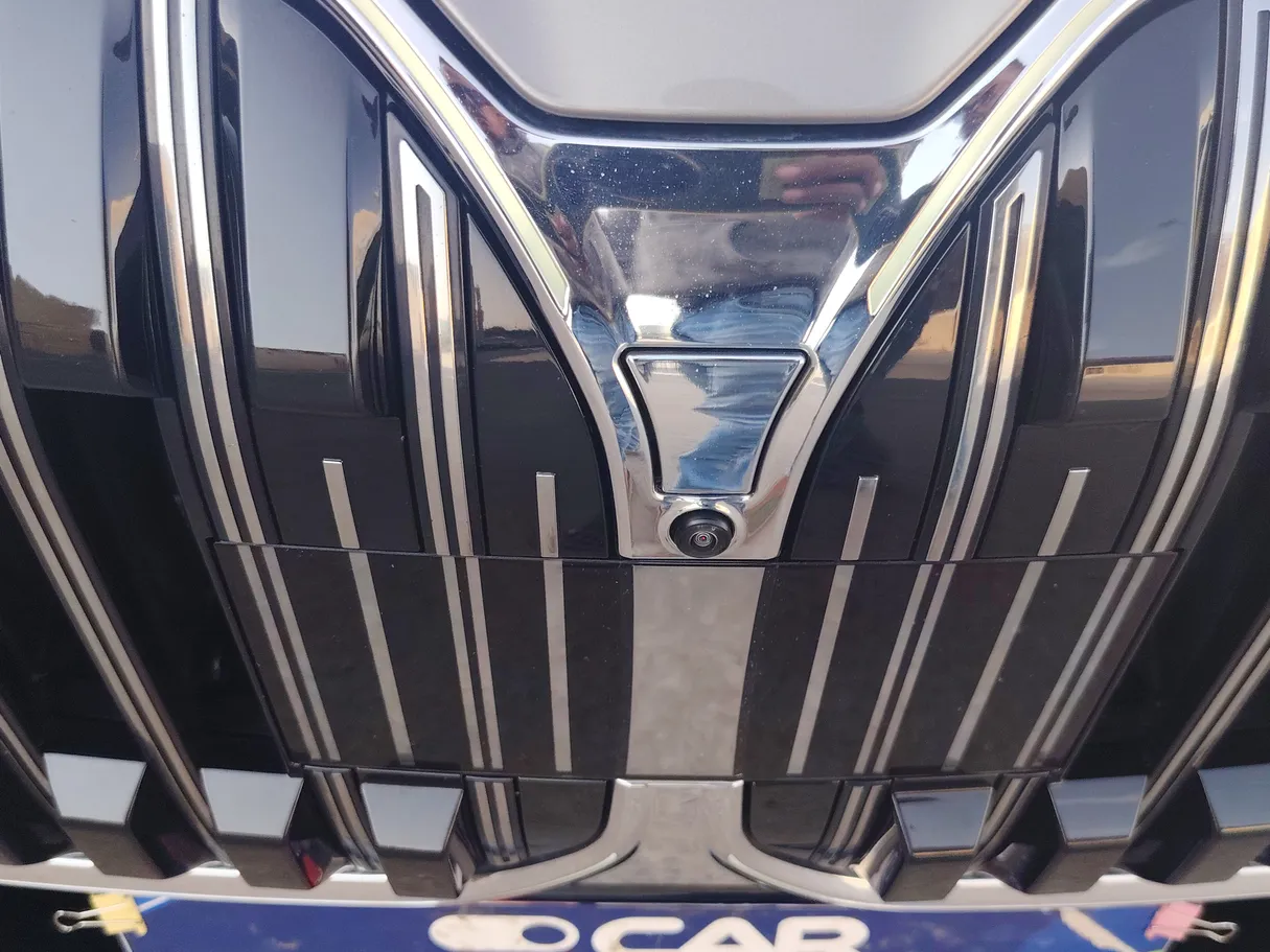 Car image 35