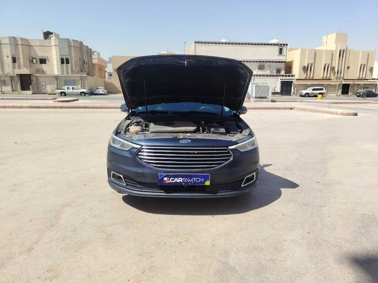 Car image 29
