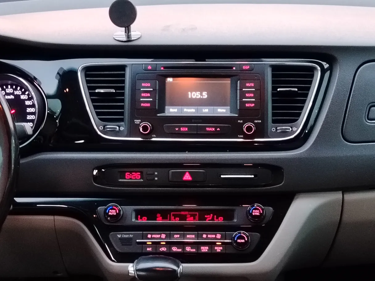 Car image 21