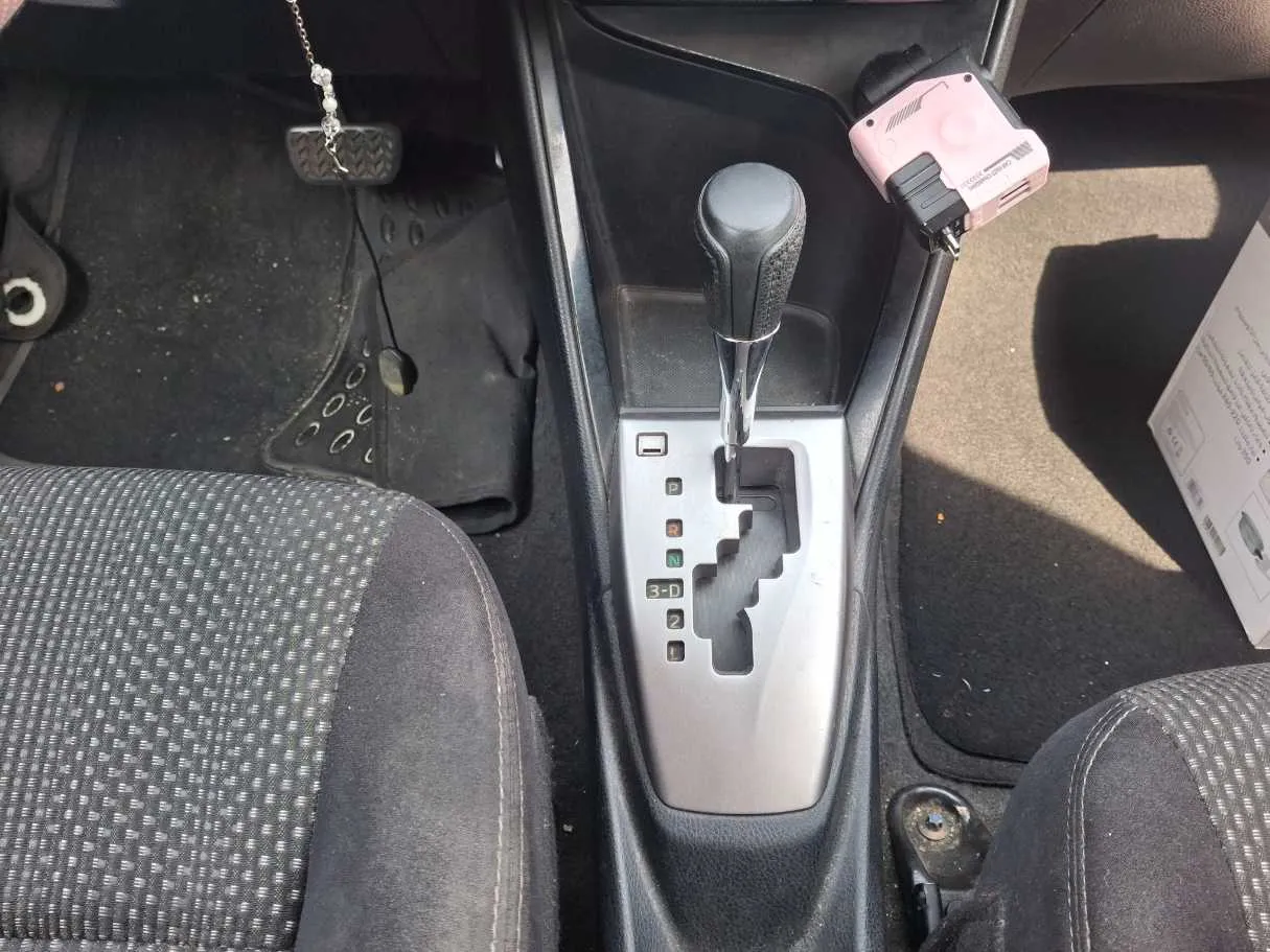 Car image 15
