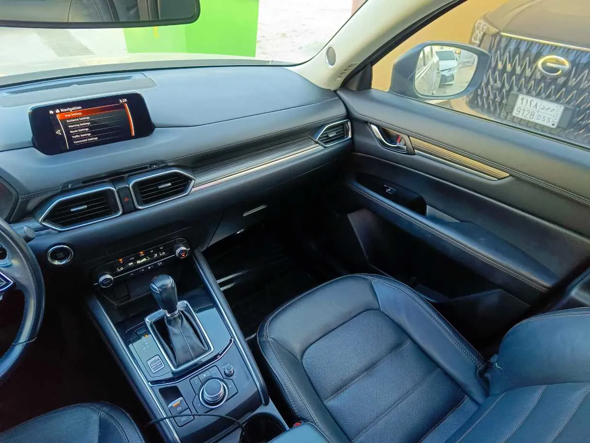 Car image 37