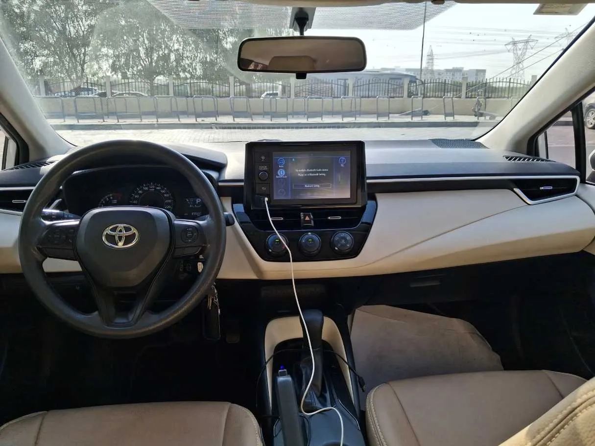 Car image 15