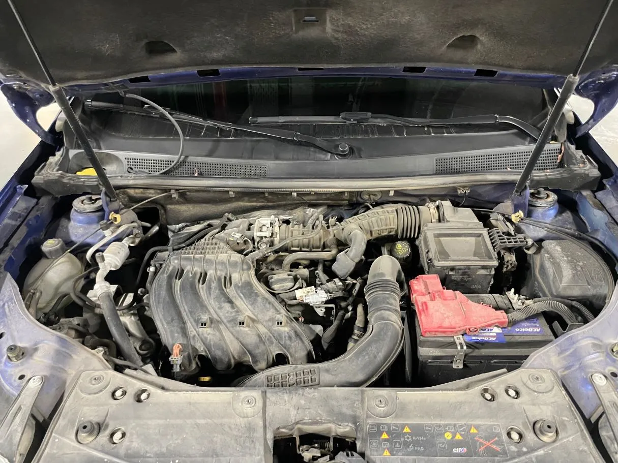 Car image 23