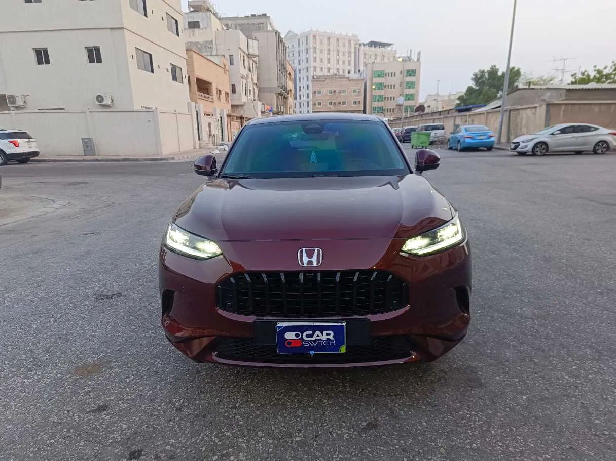 Car image 2