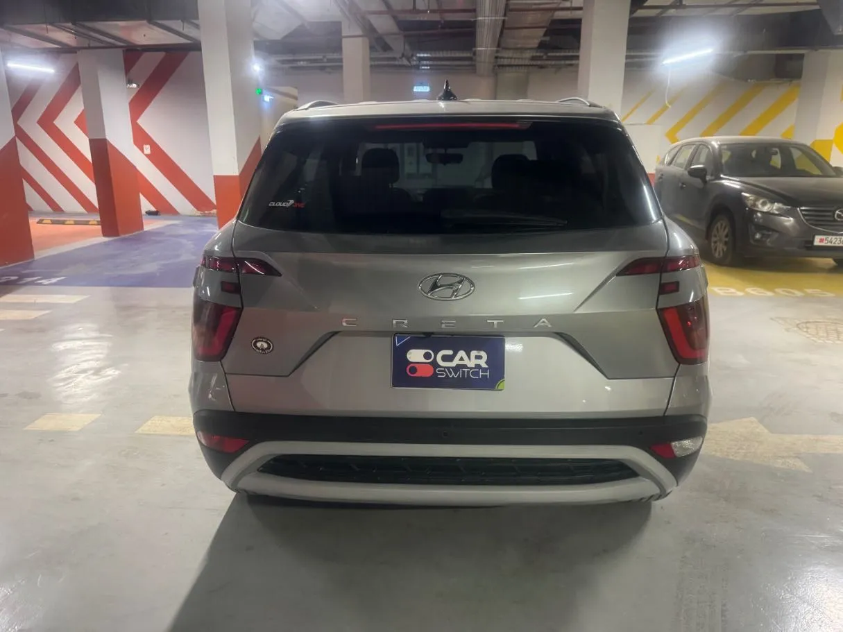 Car image 6