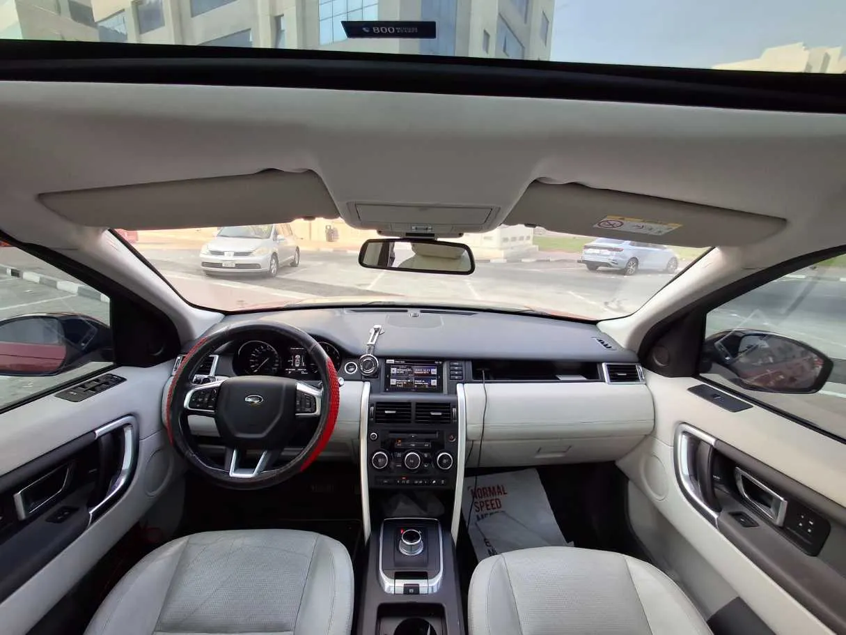 Car image 17