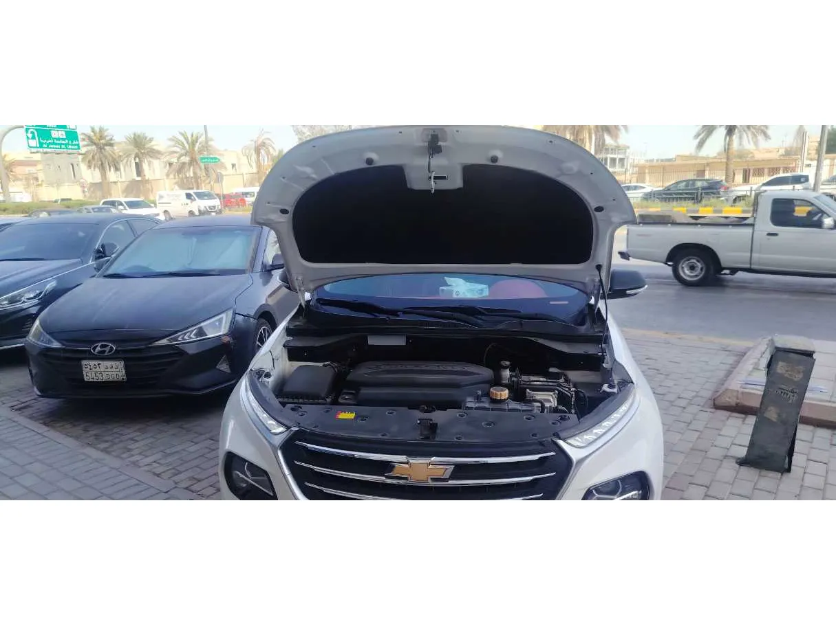 Car image 26