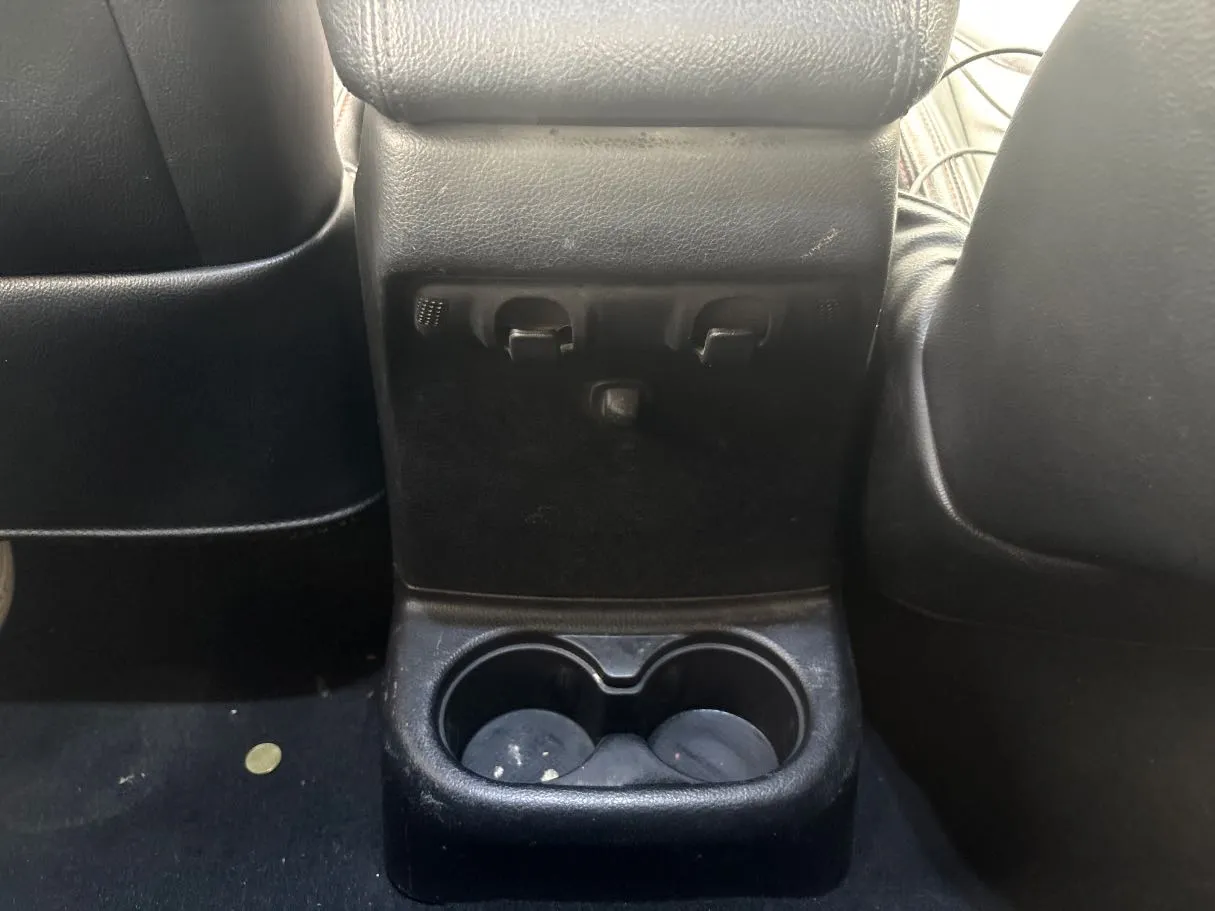 Car image 22
