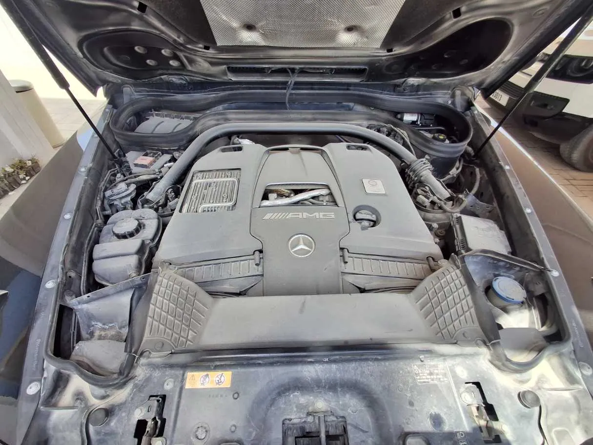 Car image 20