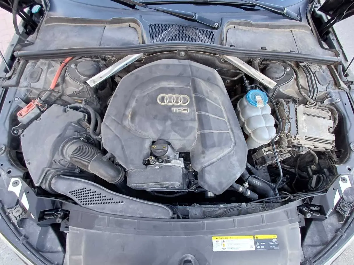 Car image 21