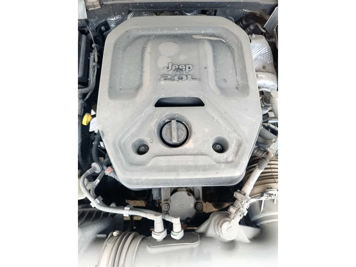 Car image 31