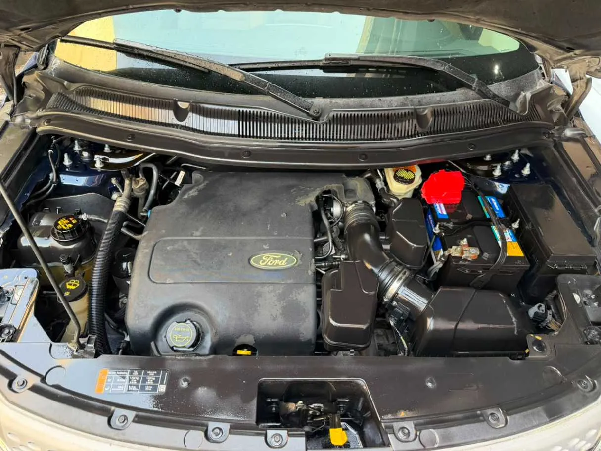 Car image 23