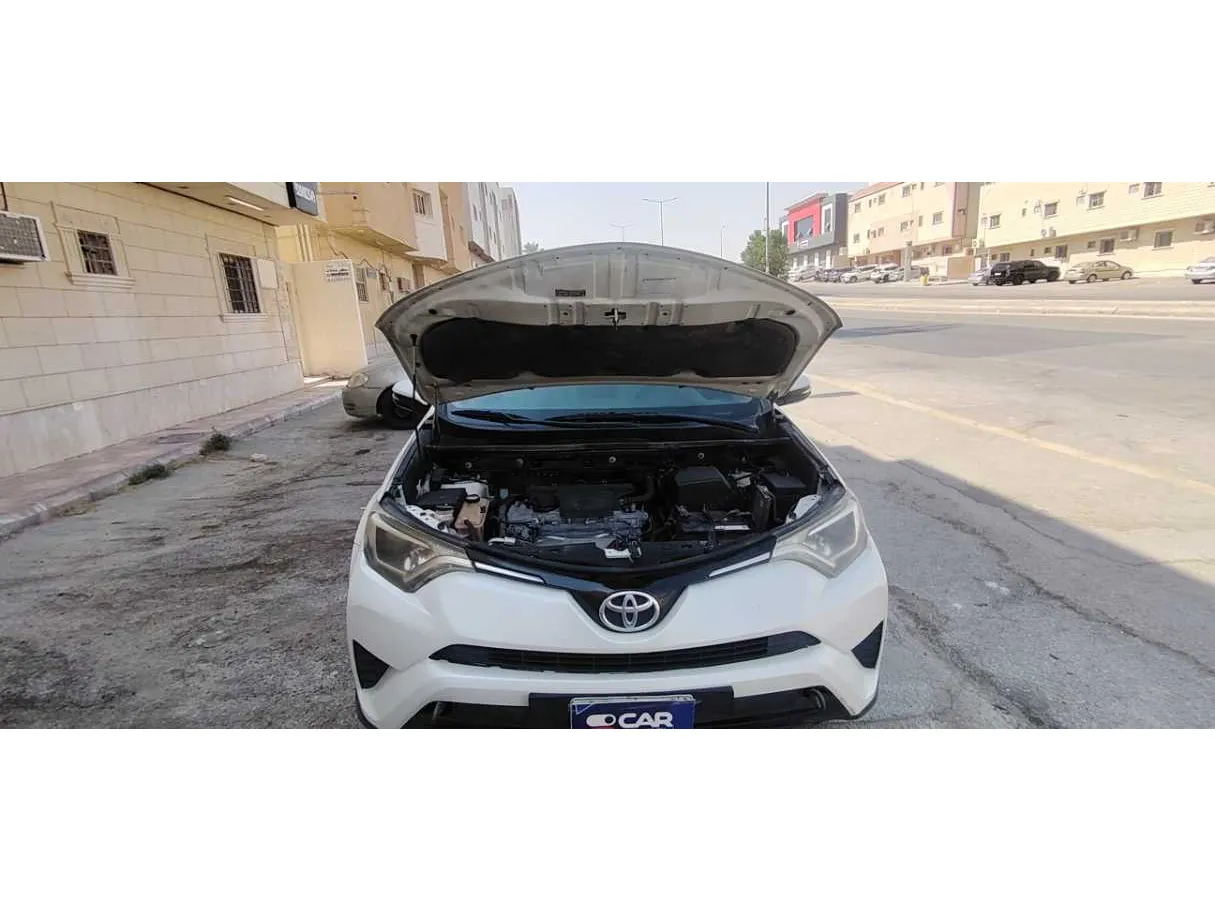 Car image 28