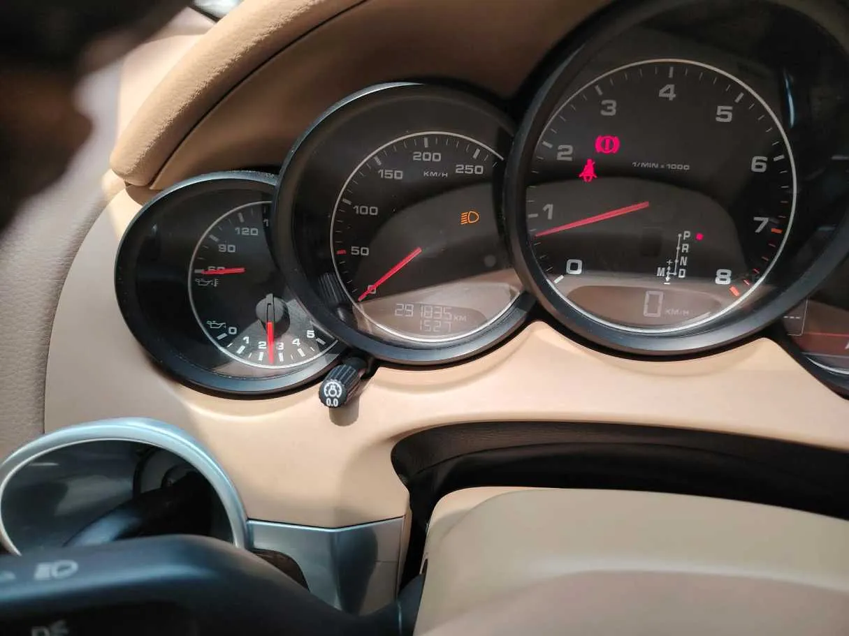 Car image 31