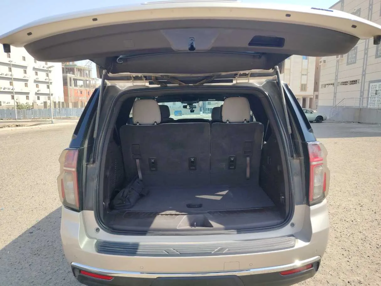 Car image 23