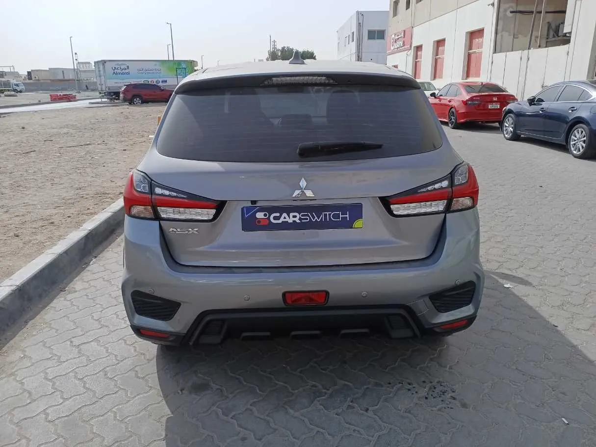 Car image 6
