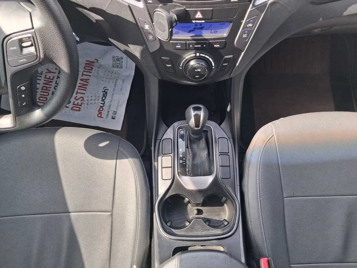 Car image 17