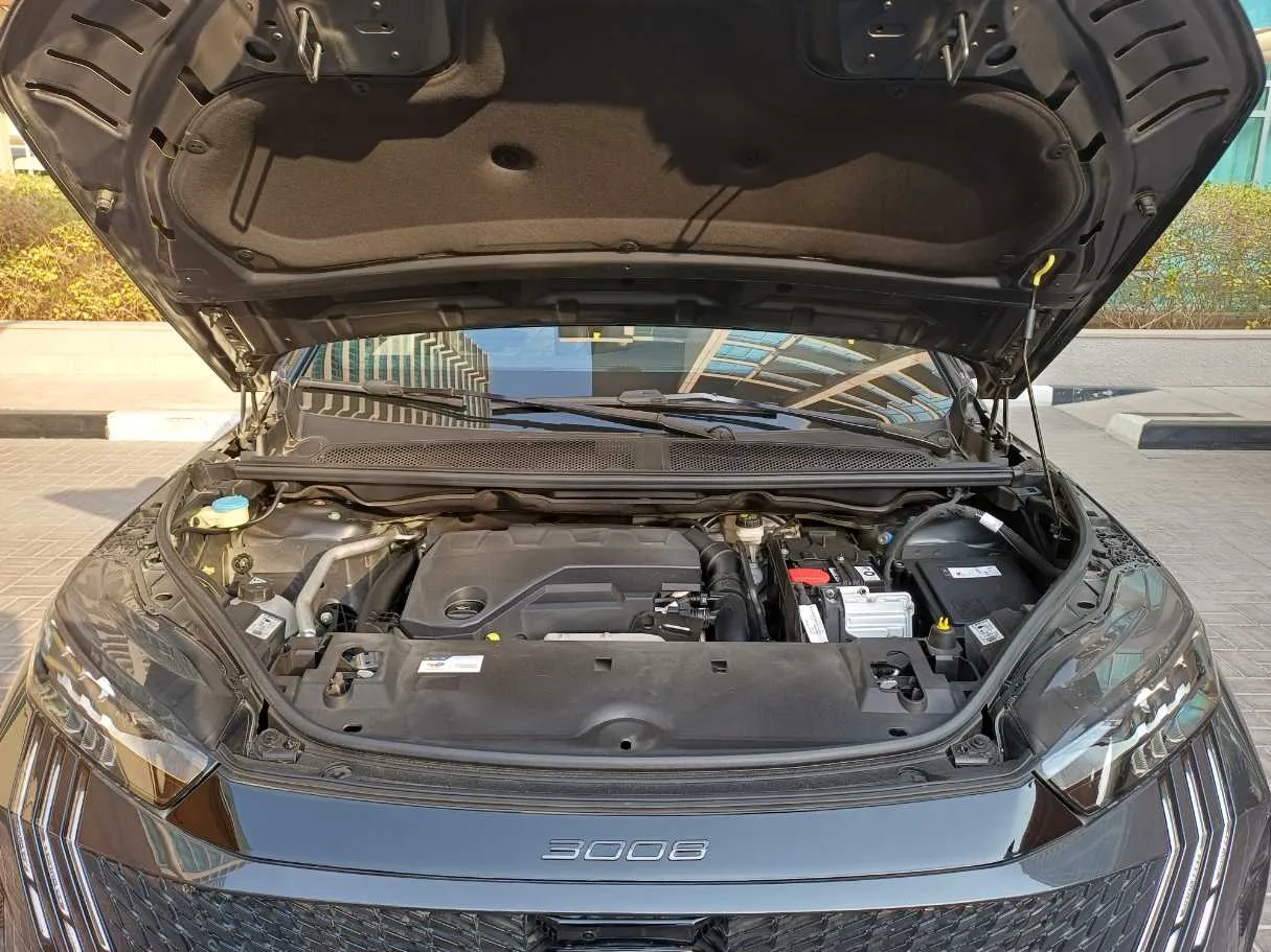 Car image 25