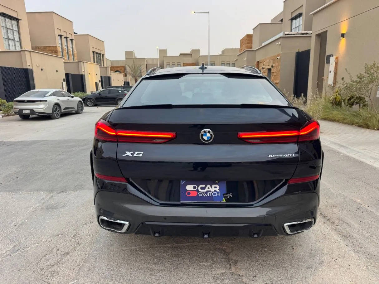 Car image 6