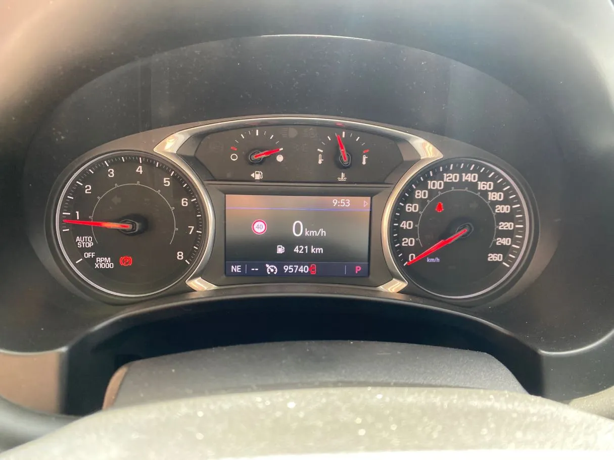 Car image 19