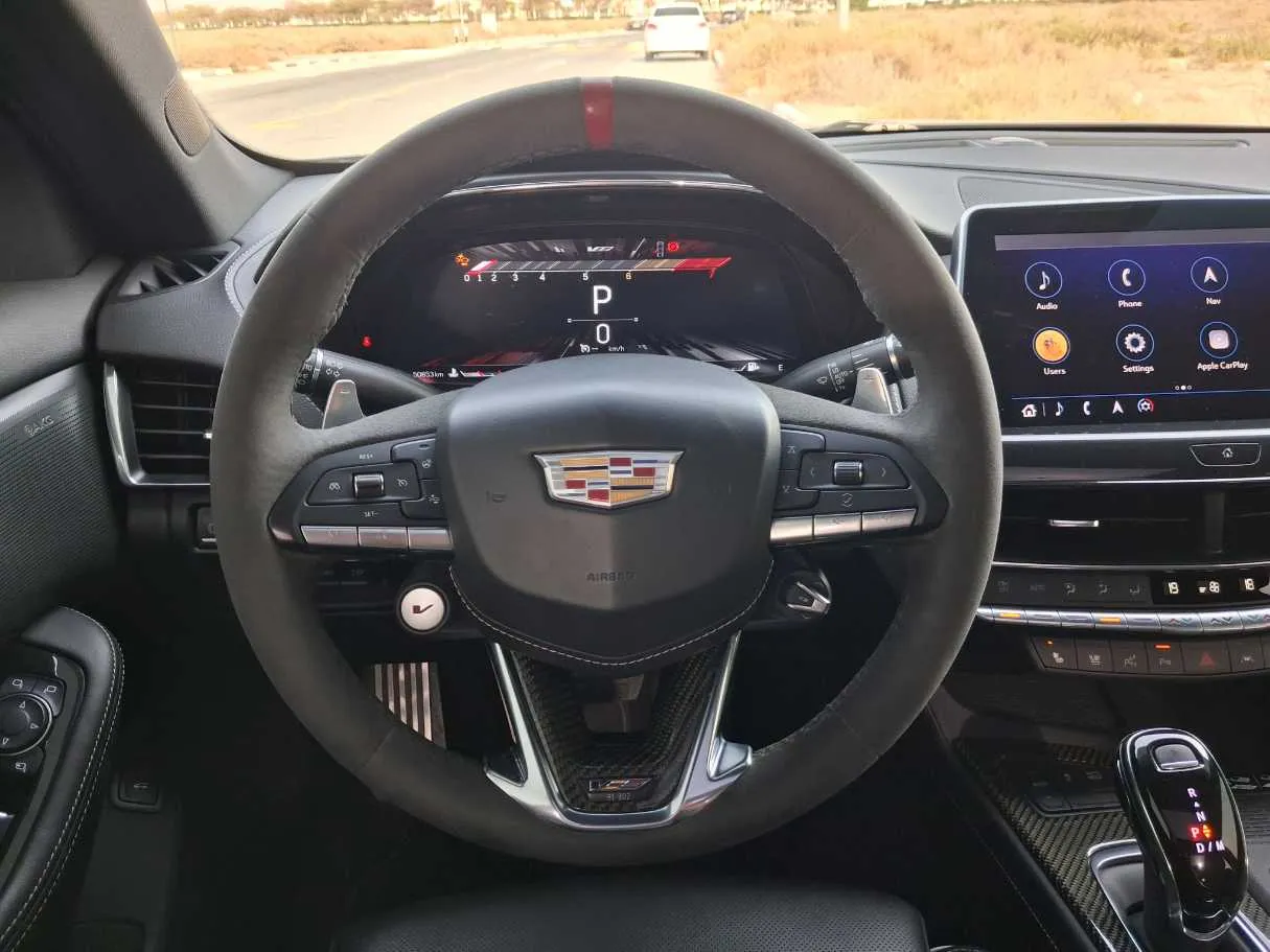 Car image 18