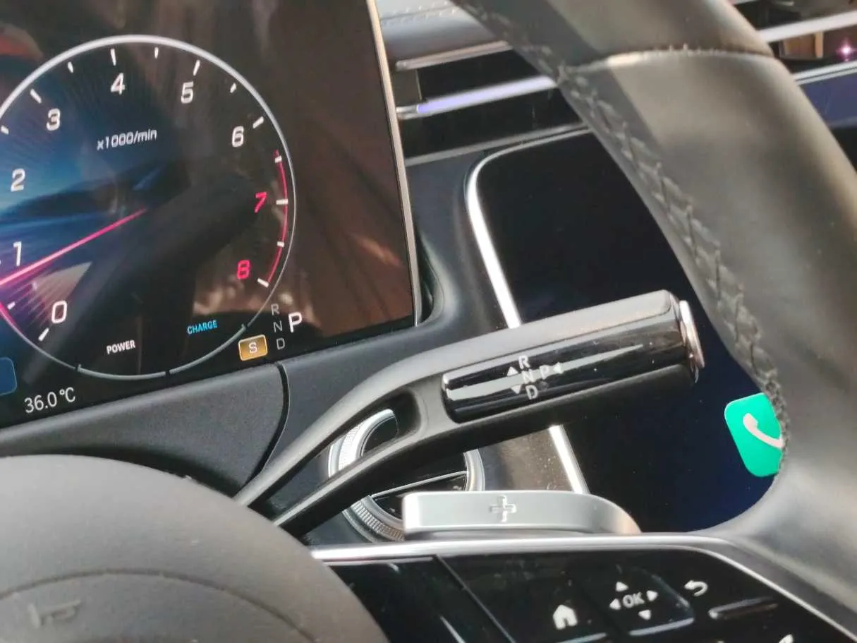 Car image 22