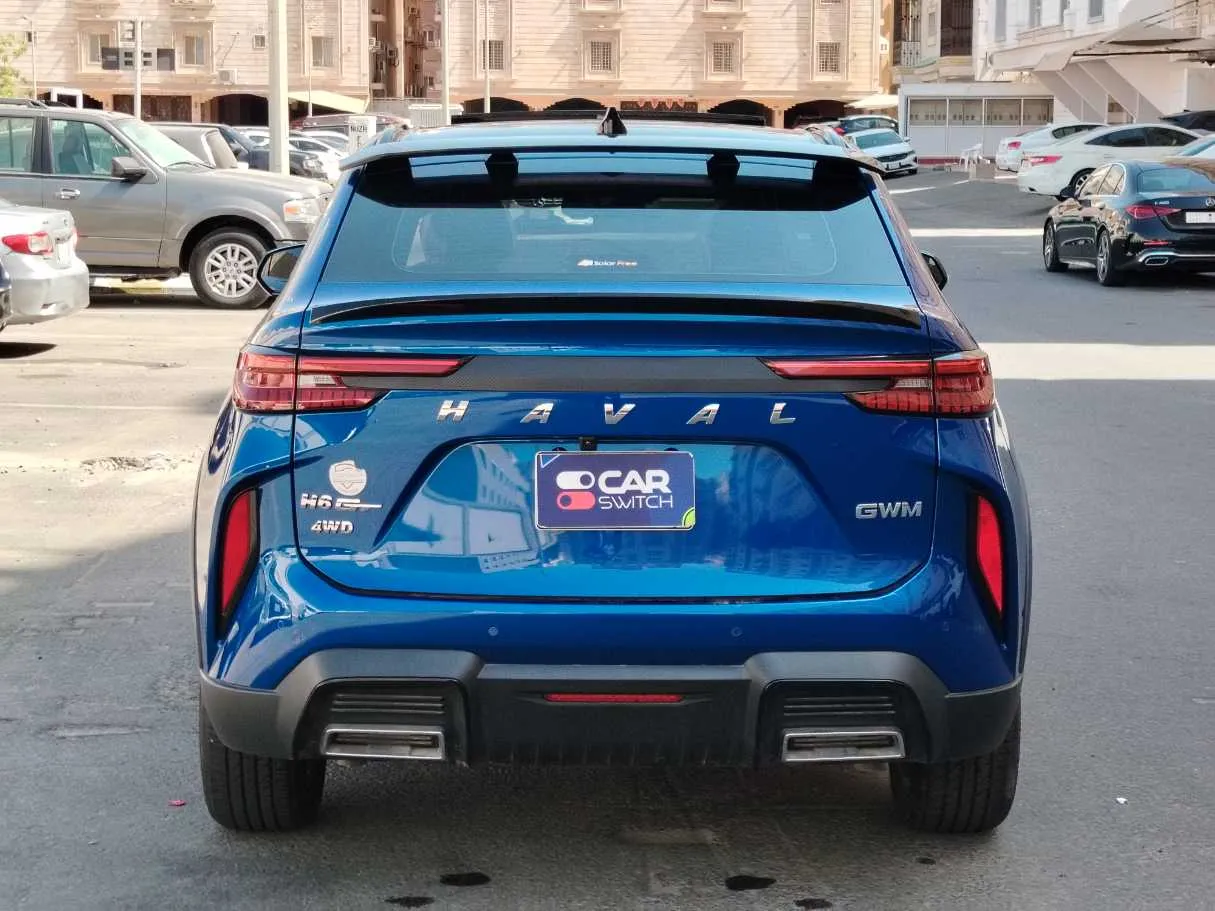 Car image 6