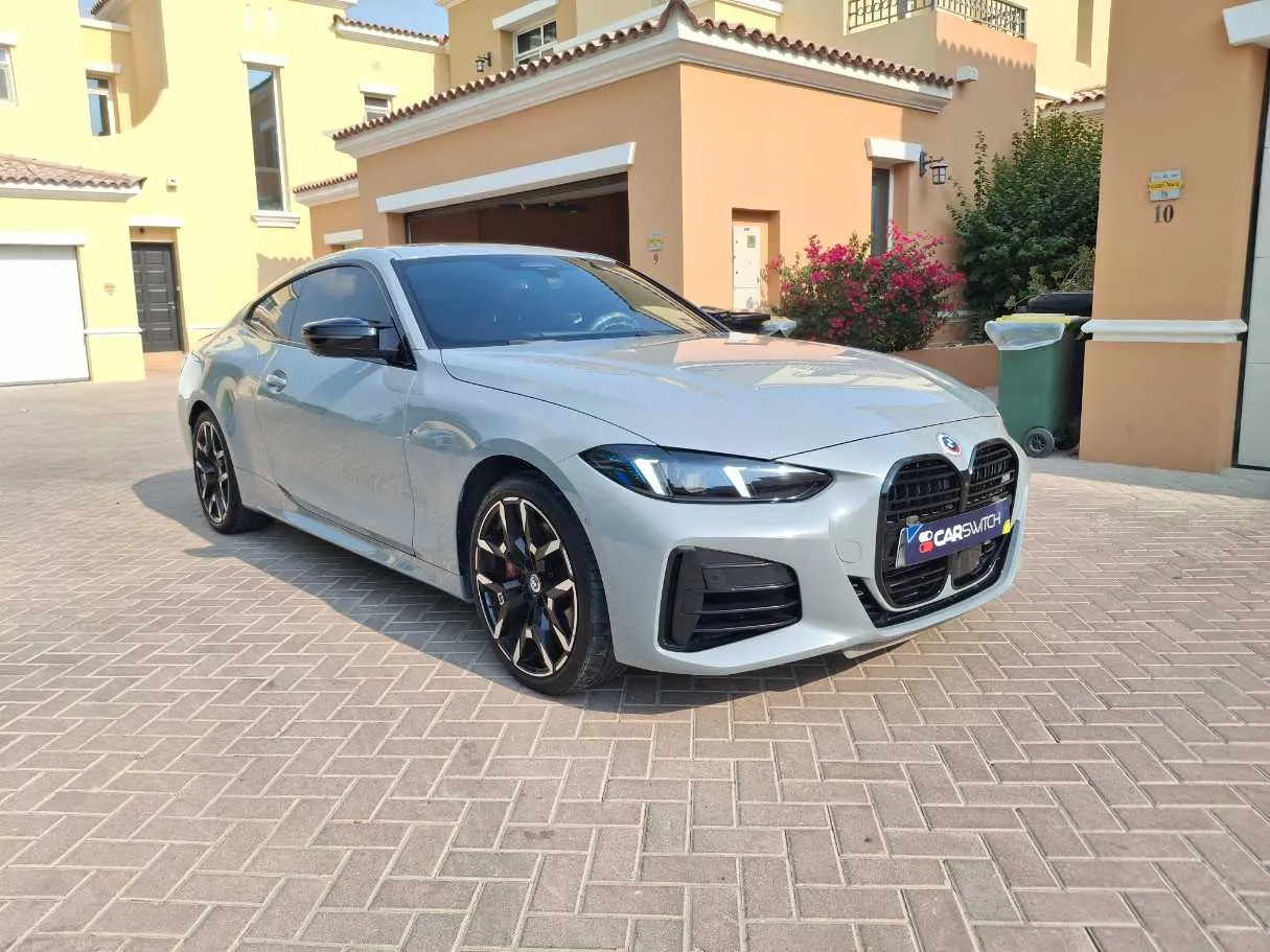 Car image 4