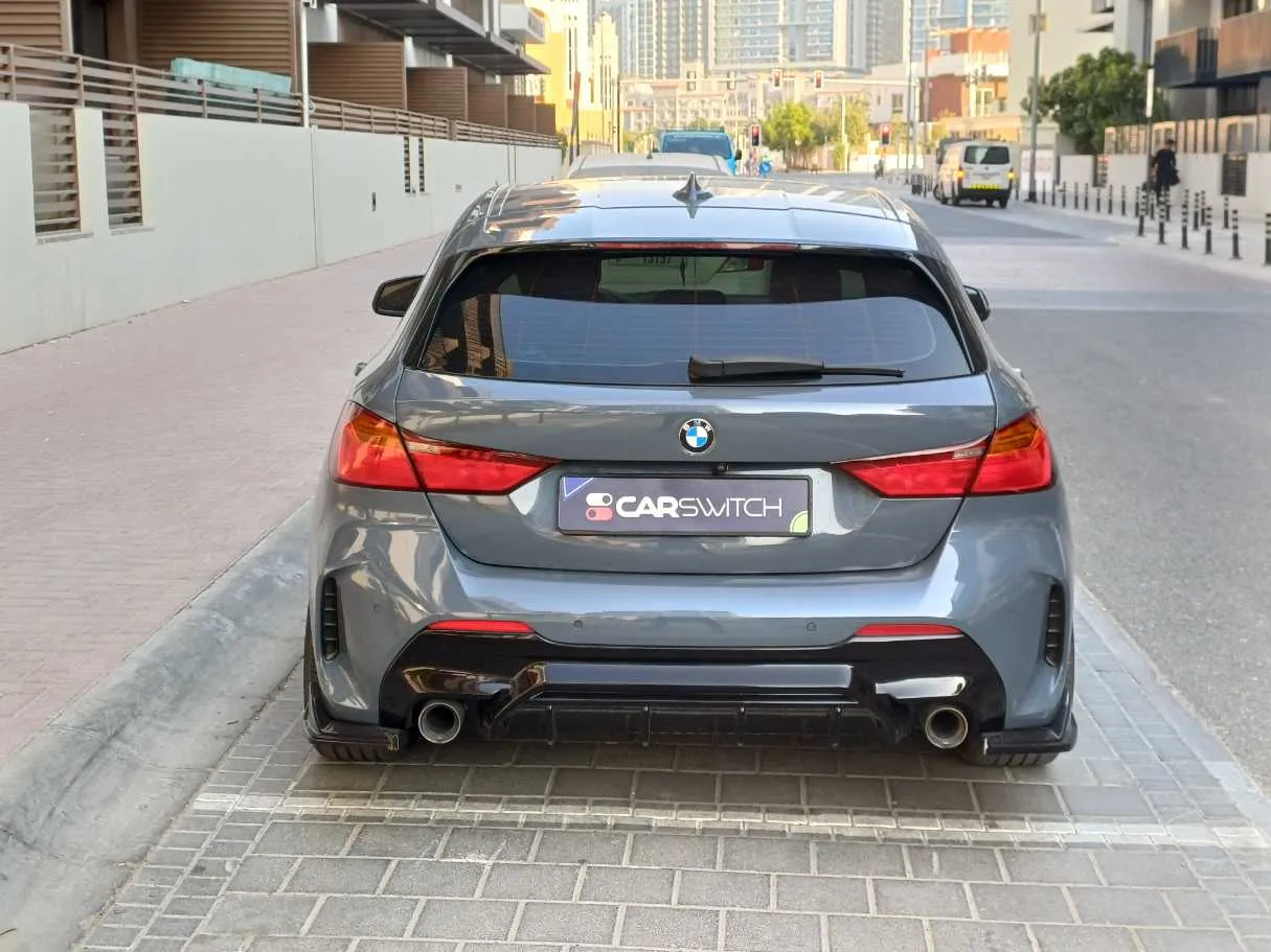 Car image 6