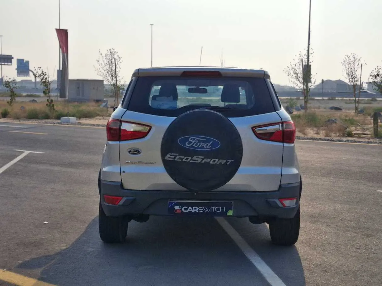 Car image 6